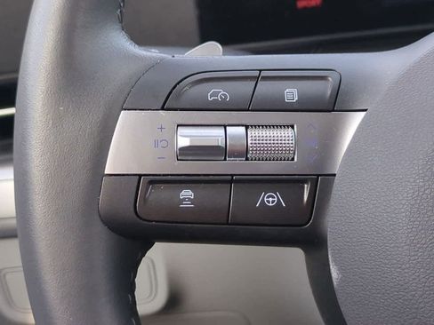 Certified 2025 Hyundai Kona SEL image 22