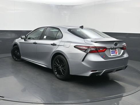 Used 2022 Toyota Camry SE FWD image 22