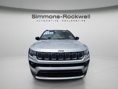 Used 2025 Jeep Compass Limited AWD/4WD image 6