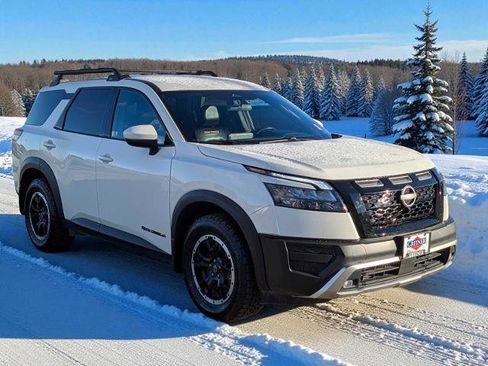 Used 2024 Nissan Pathfinder Rock Creek image 8