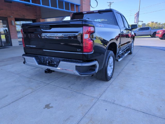 Used 2023 Chevrolet Silverado 1500 LT AWD/4WD image 8