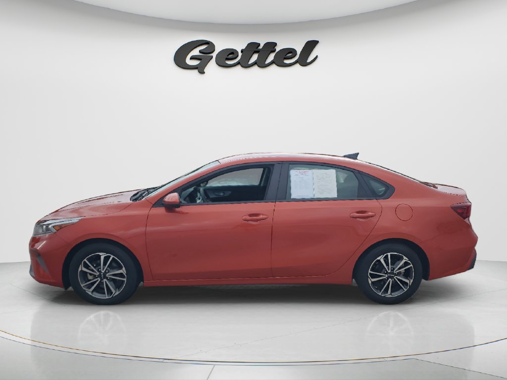 Used 2023 Kia Forte LXS FWD image 8