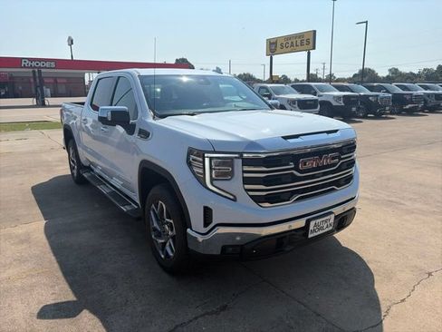 New 2026 GMC Sierra 1500 SLT w/ SLT Premium Plus Package AWD/4WD image 8