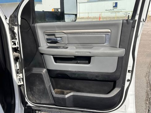 Used 2018 RAM 2500 Big Horn image 21