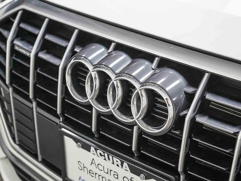 Used 2024 Audi Q3 2.0T Premium AWD/4WD image 9