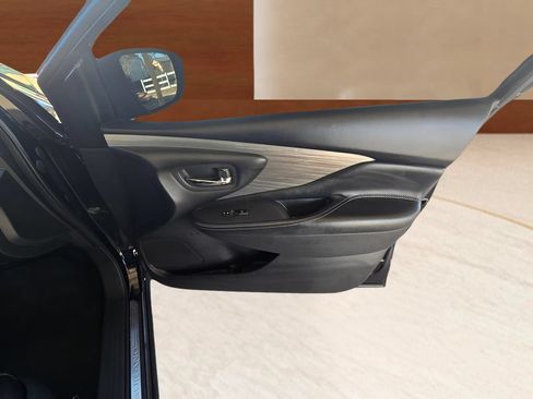 Used 2016 Nissan Murano SV FWD image 30
