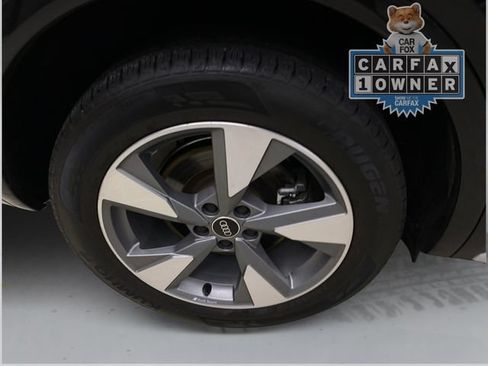 Used 2023 Audi Q5 2.0T Premium Plus w/ Convenience Package AWD/4WD image 18