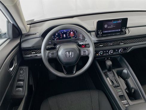 Used 2025 Honda Accord SE image 26
