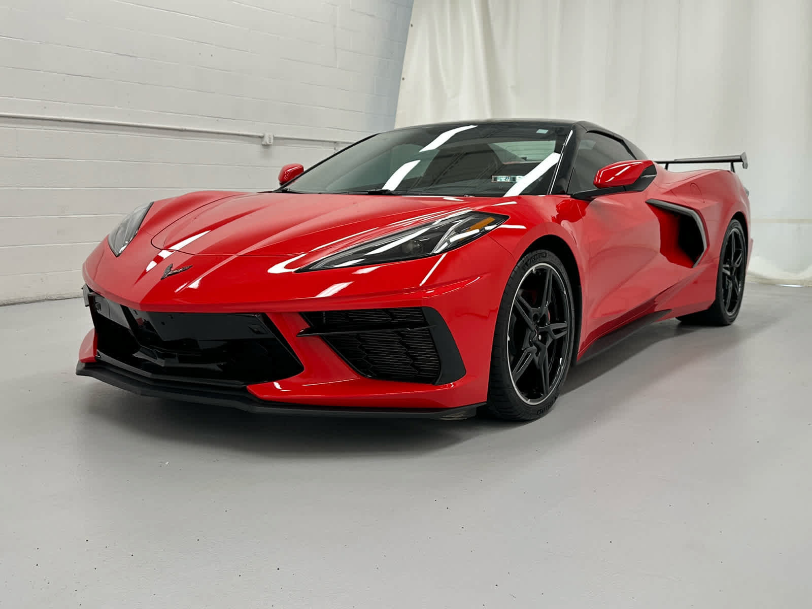 Used 2021 Chevrolet Corvette Stingray Preferred Conv w/ Battery Protection Package RWD image 11