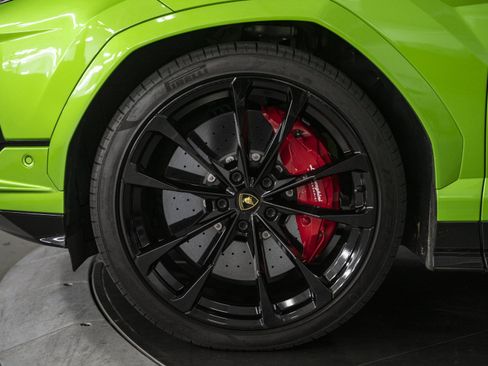 Used 2024 Lamborghini Urus S AWD/4WD image 14