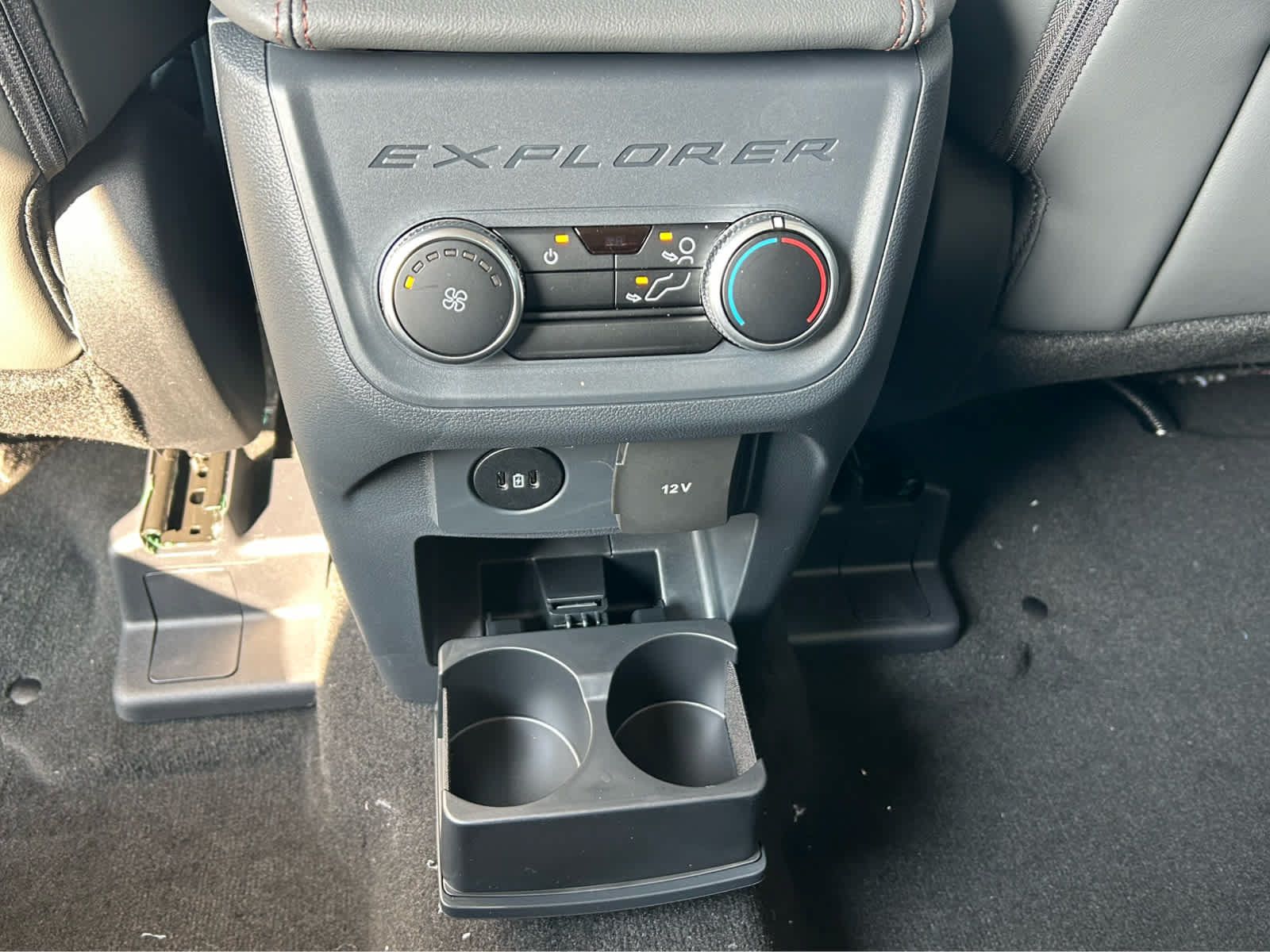 New 2026 Ford Explorer Active w/ Active Comfort Package AWD/4WD image 11