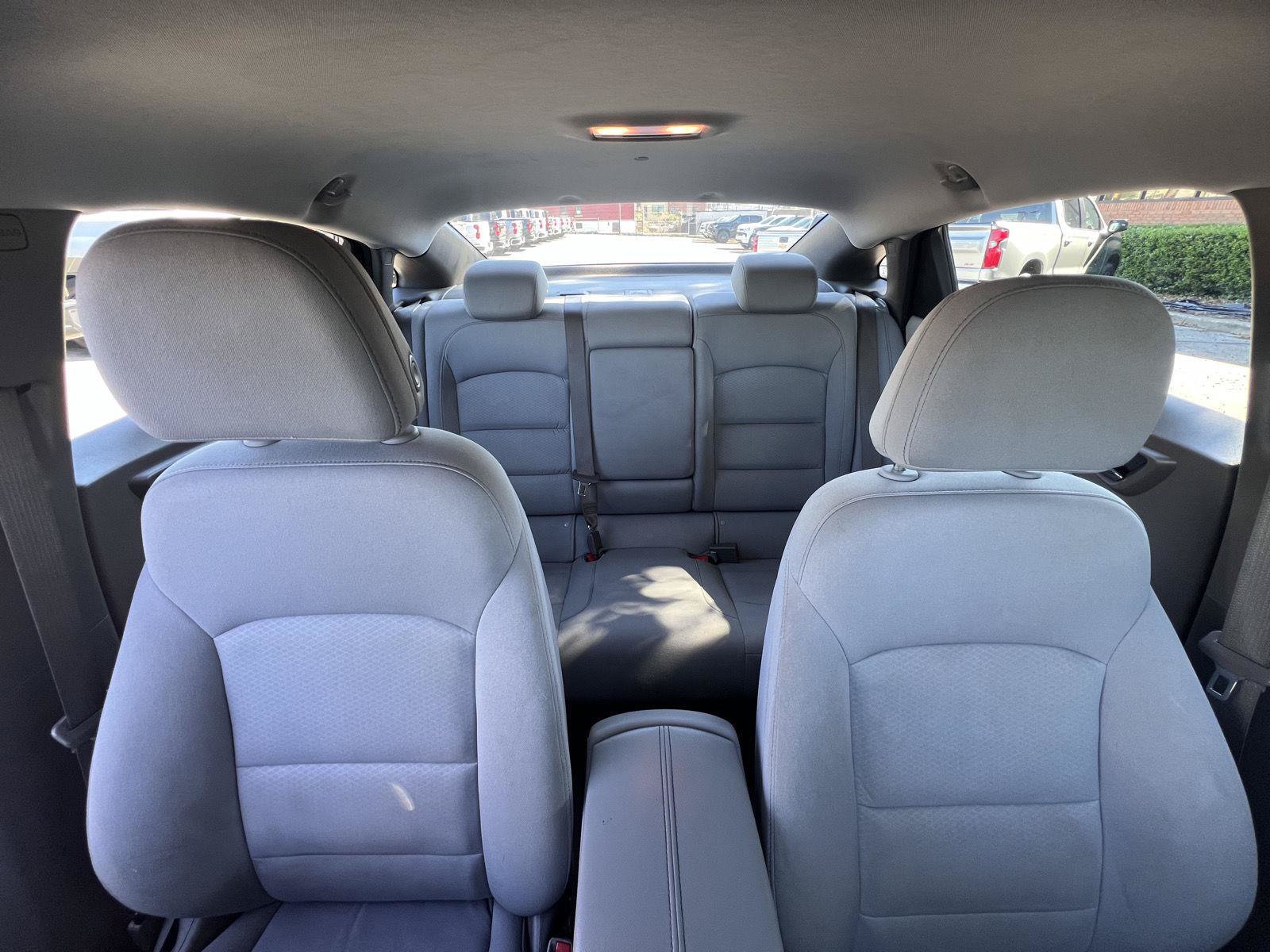 Used 2022 Chevrolet Malibu LT FWD image 39
