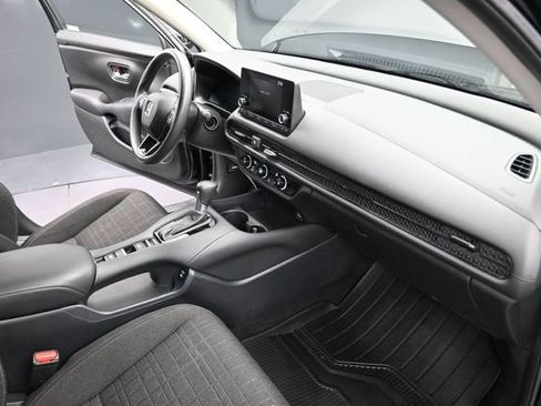 Certified 2024 Honda HR-V LX image 21