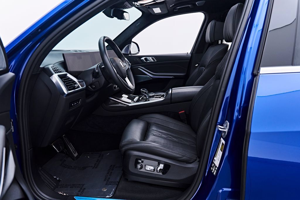 Used 2025 BMW ALPINA XB7 AWD/4WD image 41