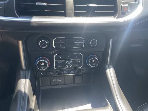Used 2021 Chevrolet Tahoe LT w/ LT Signature Package AWD/4WD image 29