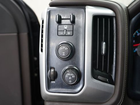 Used 2019 GMC Sierra 2500 SLT AWD/4WD image 16