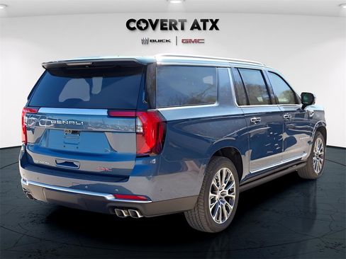 New 2026 GMC Yukon XL Denali w/ Denali Reserve Package image 6