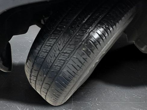 Used 2019 Jeep Grand Cherokee Limited w/ Trailer Tow Group IV image 38