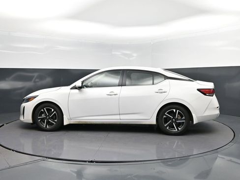 Used 2024 Nissan Sentra SV w/ All-Weather Package FWD image 4