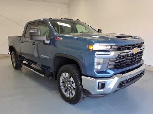 Used 2026 Chevrolet Silverado 2500 LT w/ All Star Edition AWD/4WD image 1