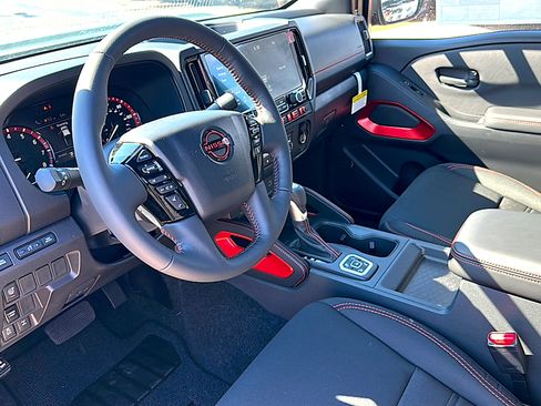 New 2026 Nissan Frontier PRO-4X w/ Tow Package image 9