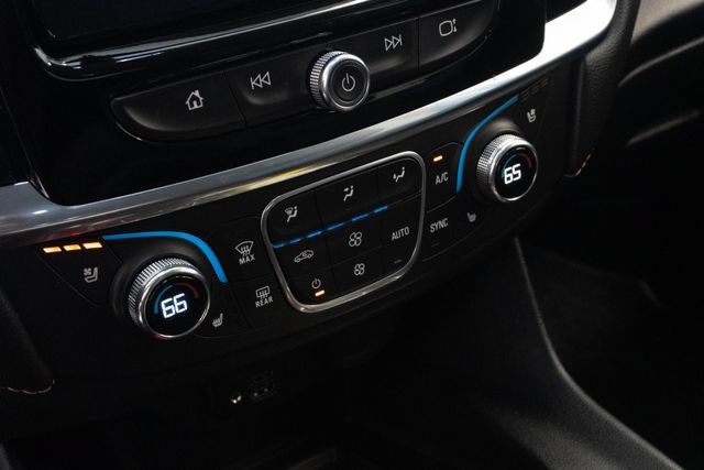 Used 2020 Chevrolet Traverse Premier AWD/4WD image 10