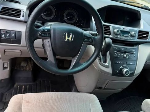 Used 2012 Honda Odyssey EX image 10