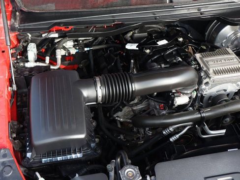 Used 2024 RAM 1500 Laramie RWD image 11