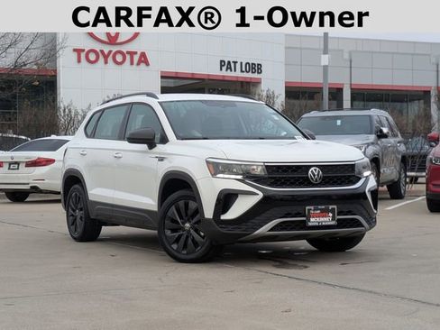 Used 2023 Volkswagen Taos S image 2