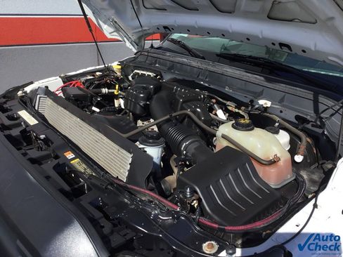 Used 2015 Ford F250 XL w/ Power Equipment Group image 37