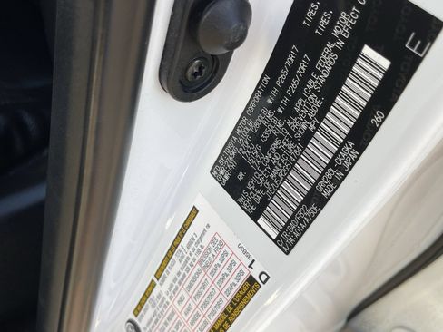 Used 2016 Toyota 4Runner SR5 RWD image 33