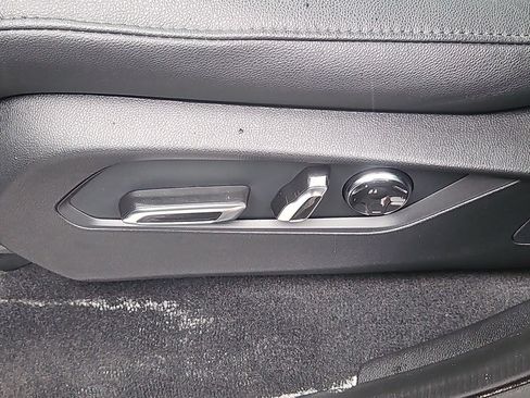 Used 2025 Acura MDX SH-AWD image 23