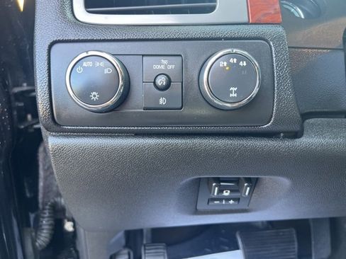 Used 2014 GMC Sierra 2500 SLT w/ SLT Convenience Package image 22