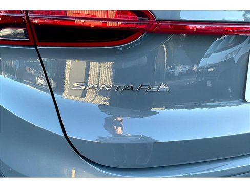 Used 2023 Hyundai Santa Fe SEL image 8