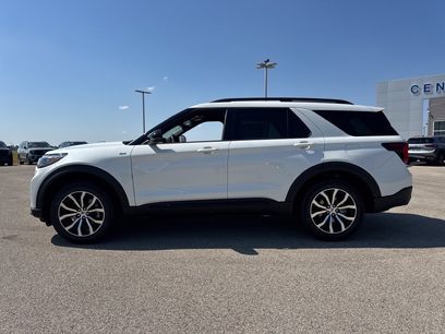 New 2027 Ford Explorer ST-Line