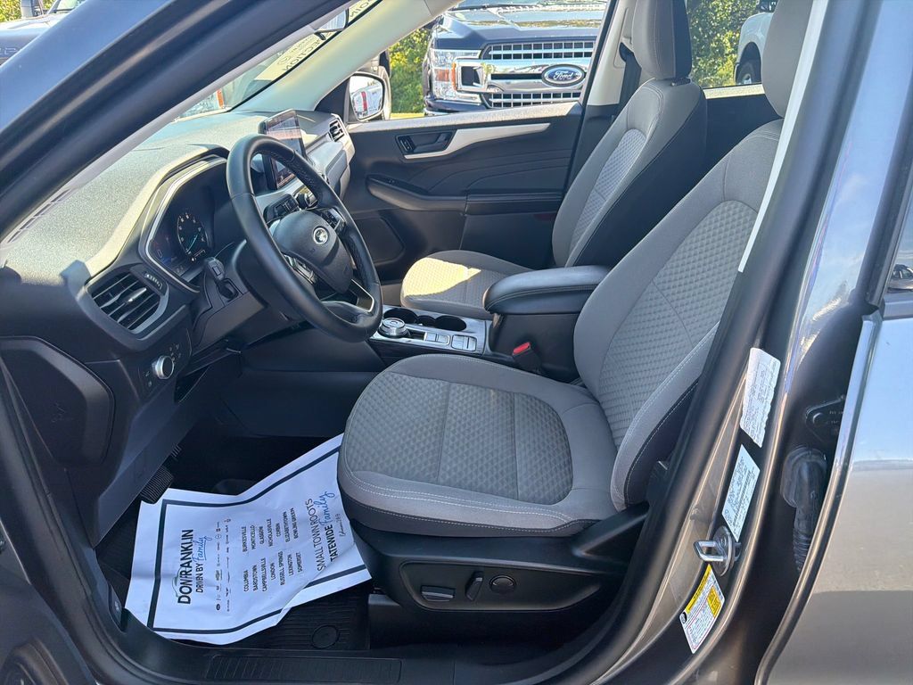 Used 2022 Ford Escape SE w/ Convenience Package AWD/4WD image 15