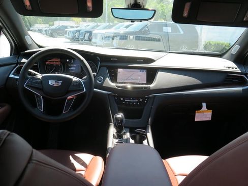 New 2026 Cadillac XT5 Premium Luxury w/ LPO, ONYX Package FWD image 23