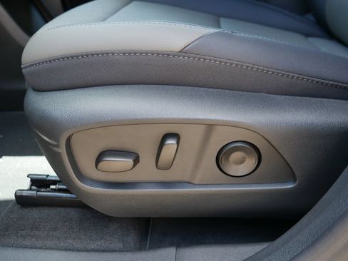 New 2027 Chevrolet Equinox LT w/ Convenience Package II AWD/4WD image 25