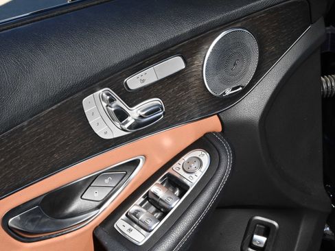 Used 2020 Mercedes-Benz C 300 Sedan image 23