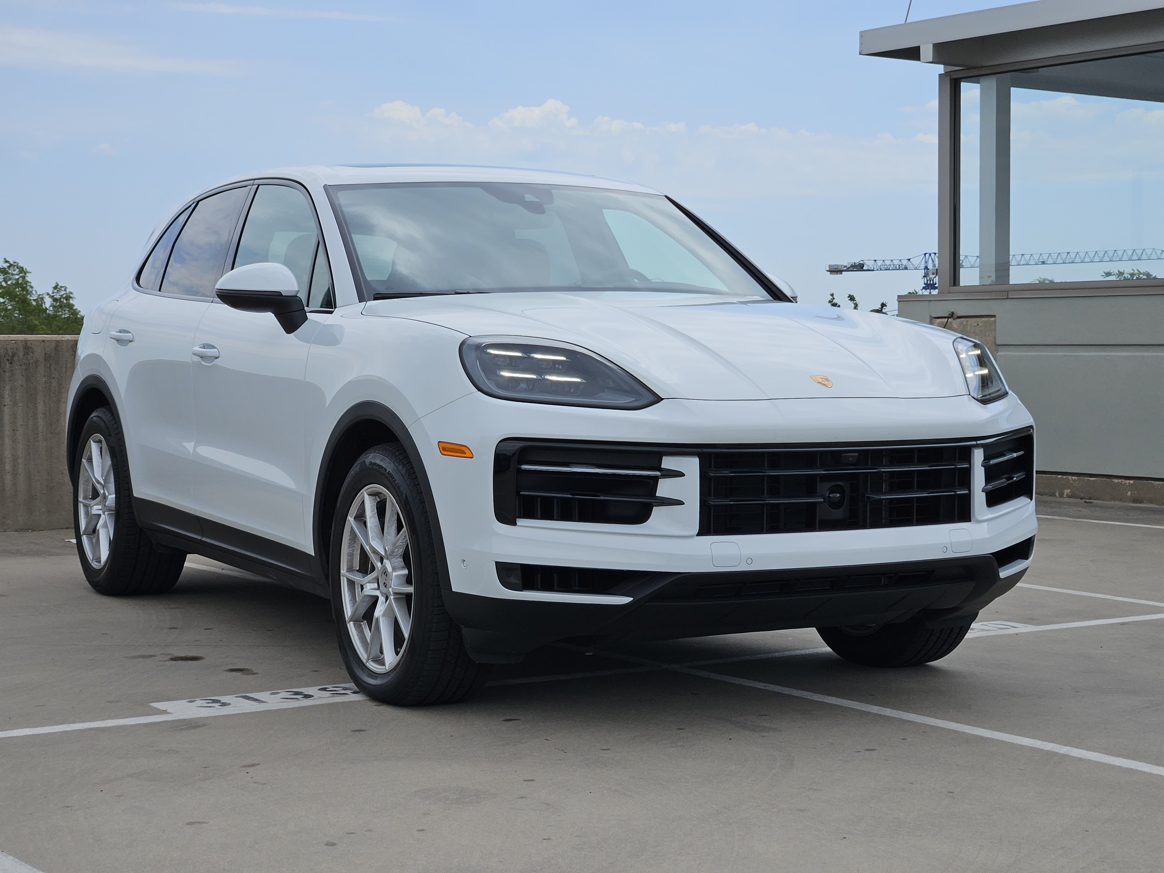 Certified 2026 Porsche Cayenne AWD/4WD image 10