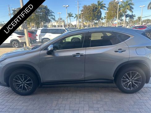 Used 2022 Lexus NX 250 FWD w/ Towing Package (2000 Lbs) image 9
