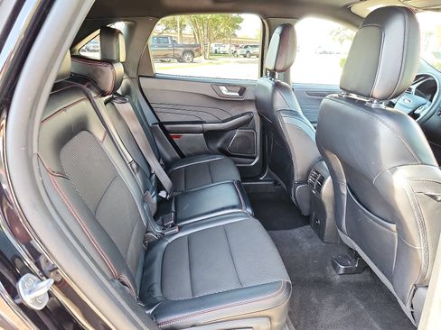 Used 2025 Ford Escape ST-Line FWD image 10