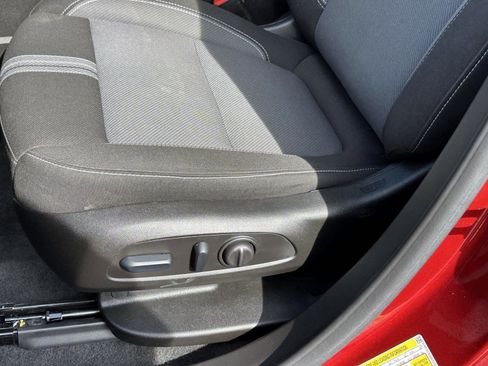 Certified 2024 Chevrolet Blazer LT w/ Convenience Package image 16