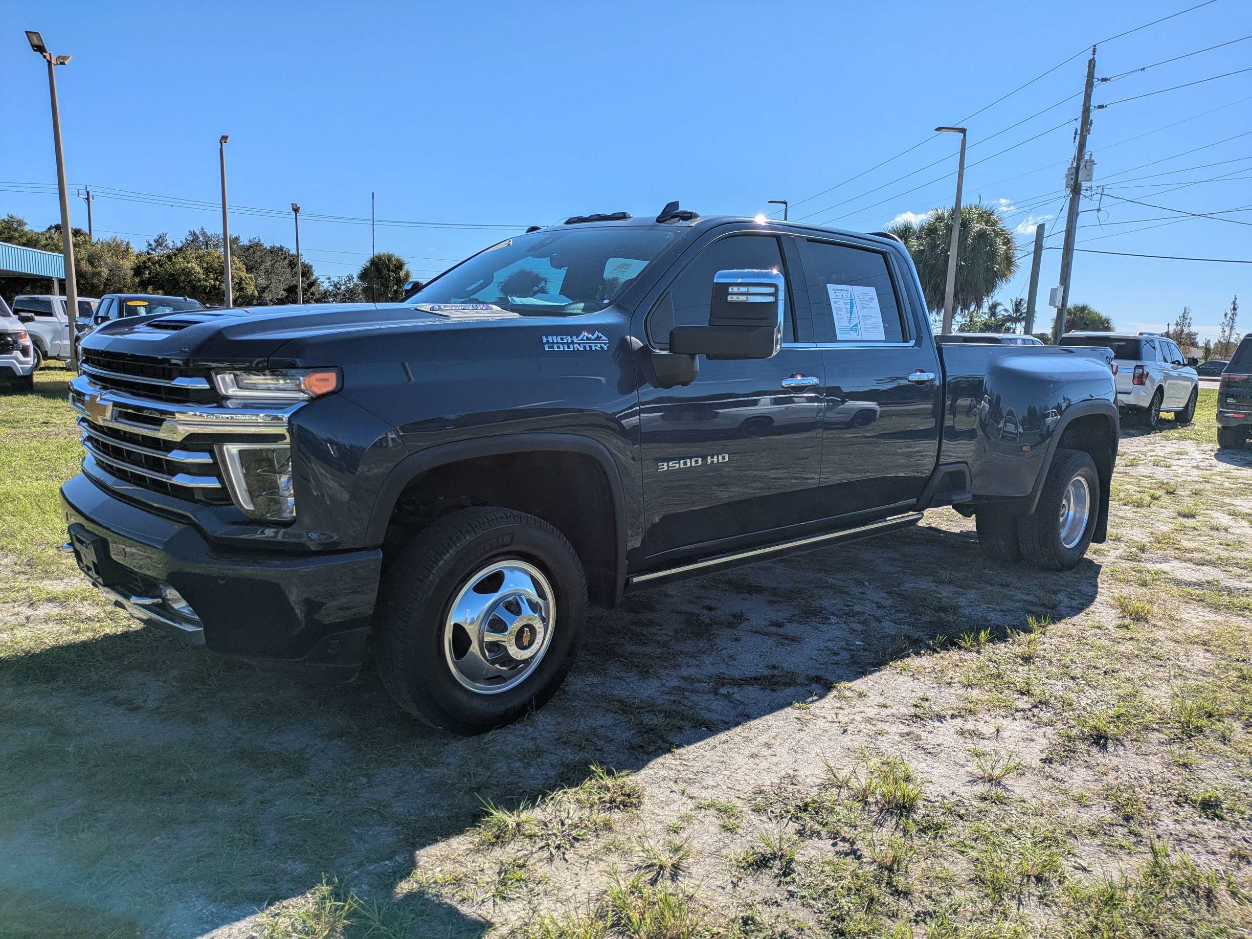 Used 2023 Chevrolet Silverado 3500 High Country AWD/4WD image 10