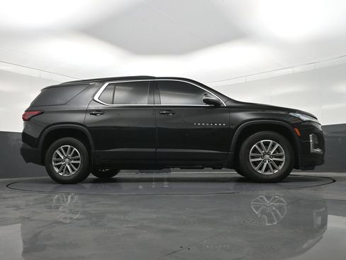 Used 2023 Chevrolet Traverse LT FWD image 29
