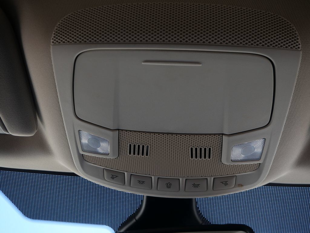 Used 2024 Ford Edge SEL AWD/4WD image 32