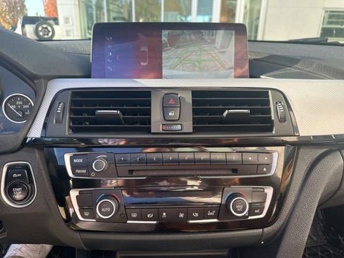 Used 2018 BMW 430i Convertible image 24