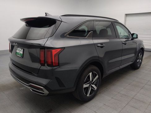 Used 2023 Kia Sorento S FWD image 9