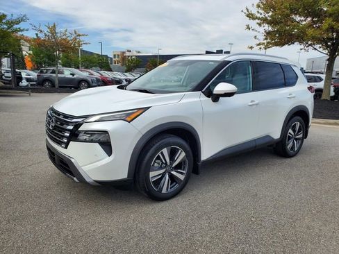 Certified 2024 Nissan Rogue SL w/ SL Premium Package image 8