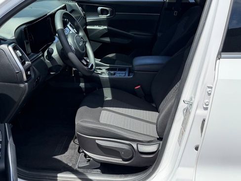 Used 2022 Kia Sorento LX FWD image 20